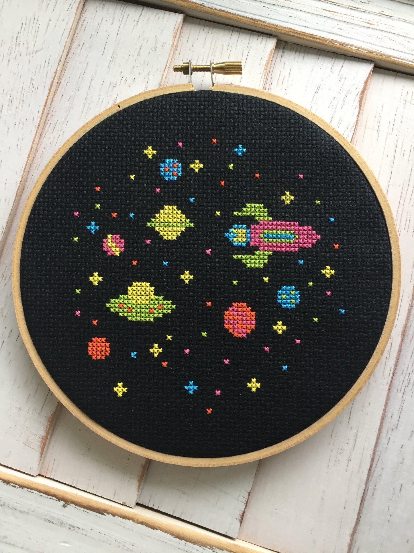 Outer Space Aliens Spaceship Counted Cross Stitch DIY KIT Beginner