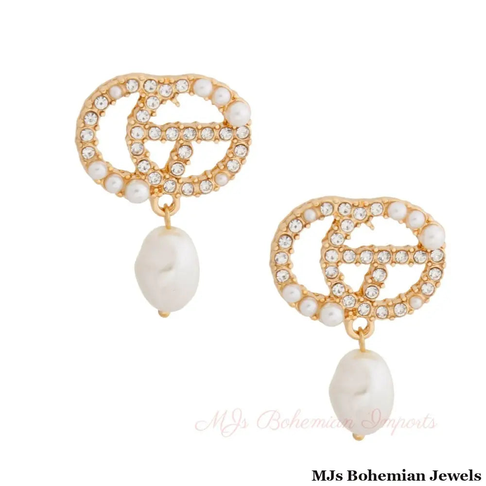 Pearl Letter Pizazz: Gold Studs