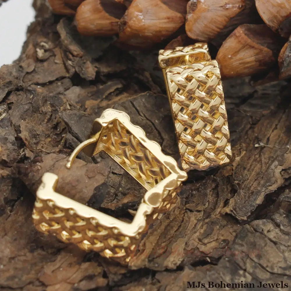 14K Gold Rattan Square Huggie Hoops