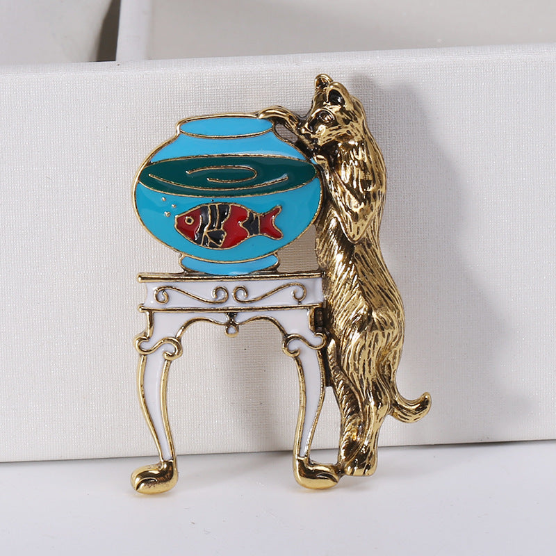 Wuli&baby Vintage Standing Cat Brooch Serching Fish In A Fishbowl