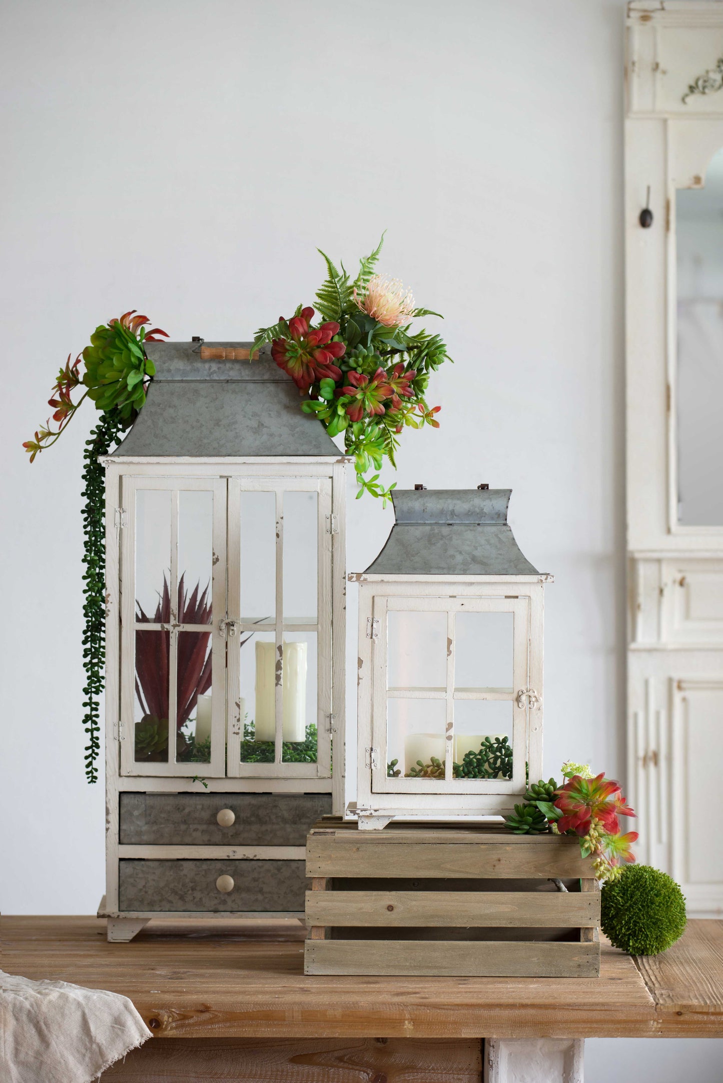 Wooden Candle Decorative Hurricane Lantern