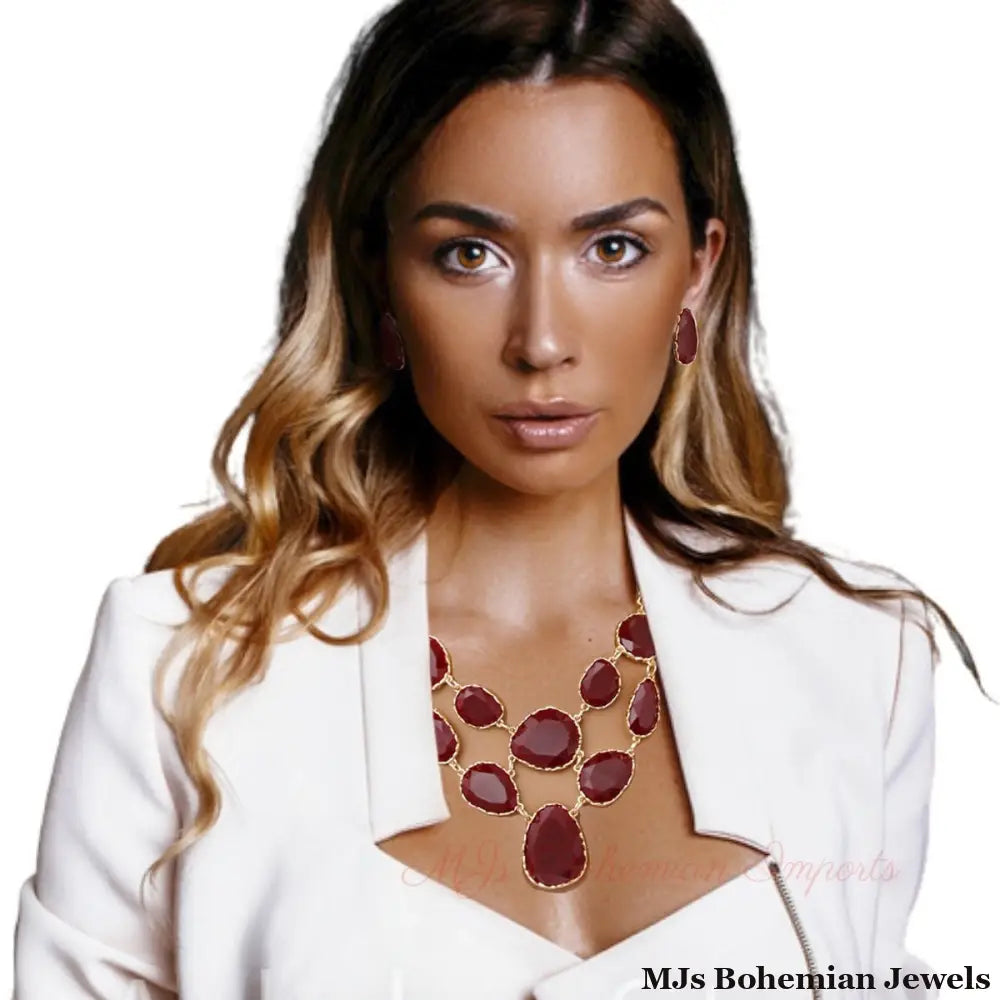 Burgundy Short Necklace Irregular Resin Teardrop inset