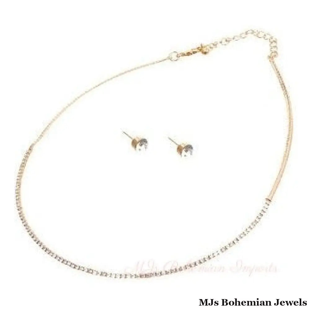 Clear Stone Elegant Necklace Set