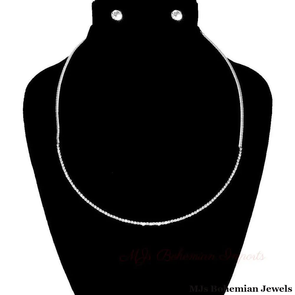 Clear Stoned Simple Necklace Set