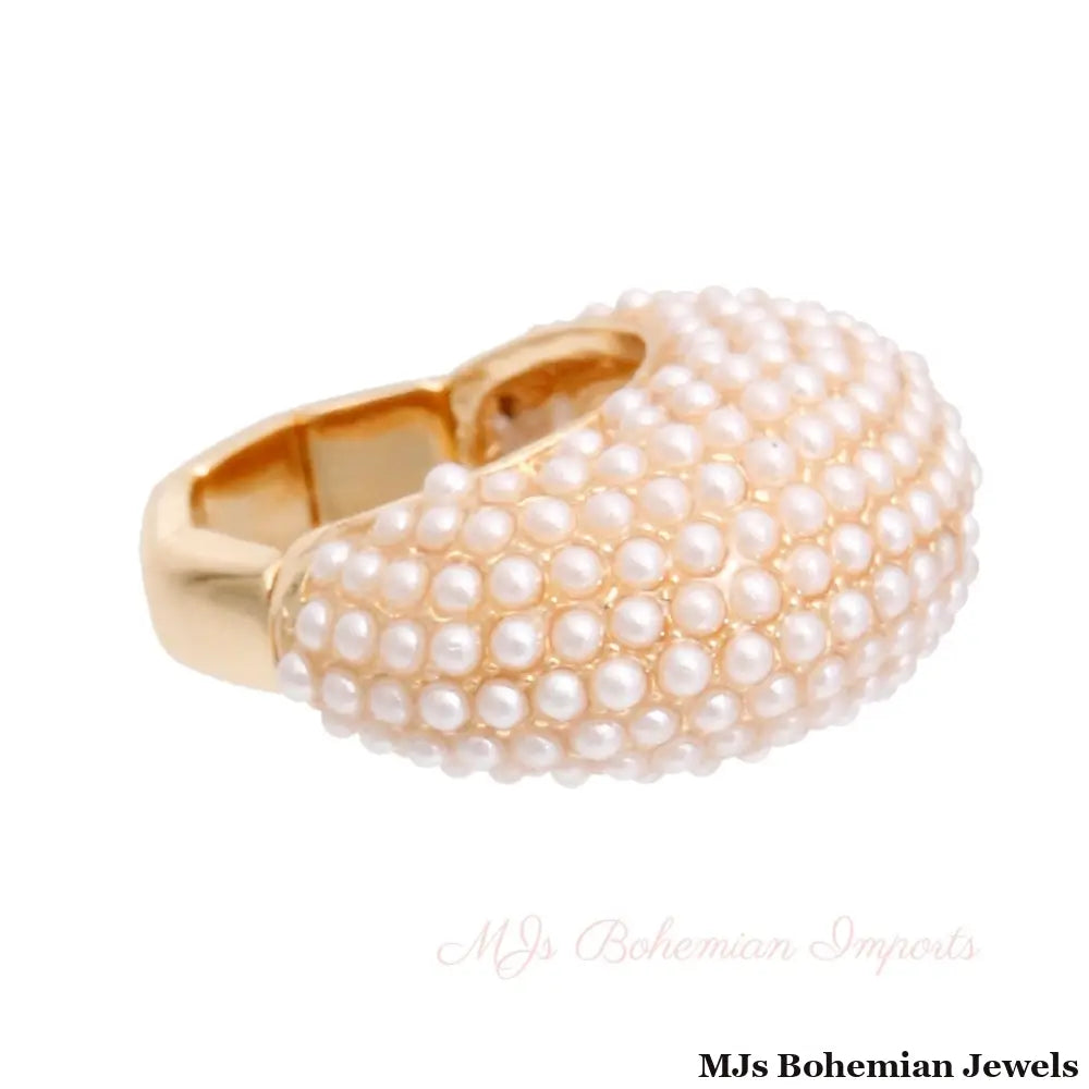 Cream Pearl Rounded Cocktail Ring