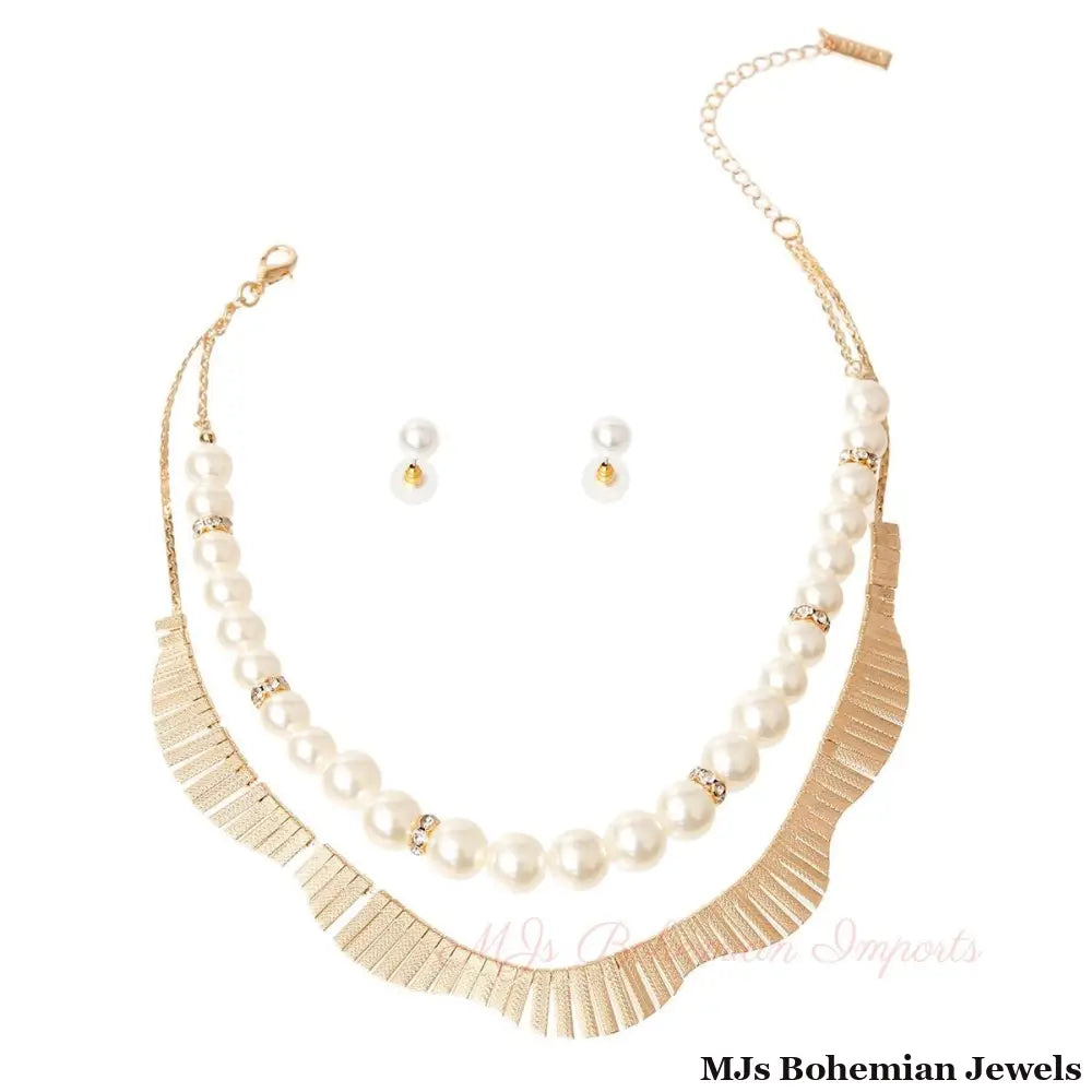 Fanned Gold and Pearl Necklace Set