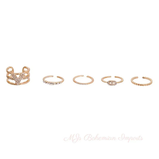 Gilded Glamour: Signature Rings Set
