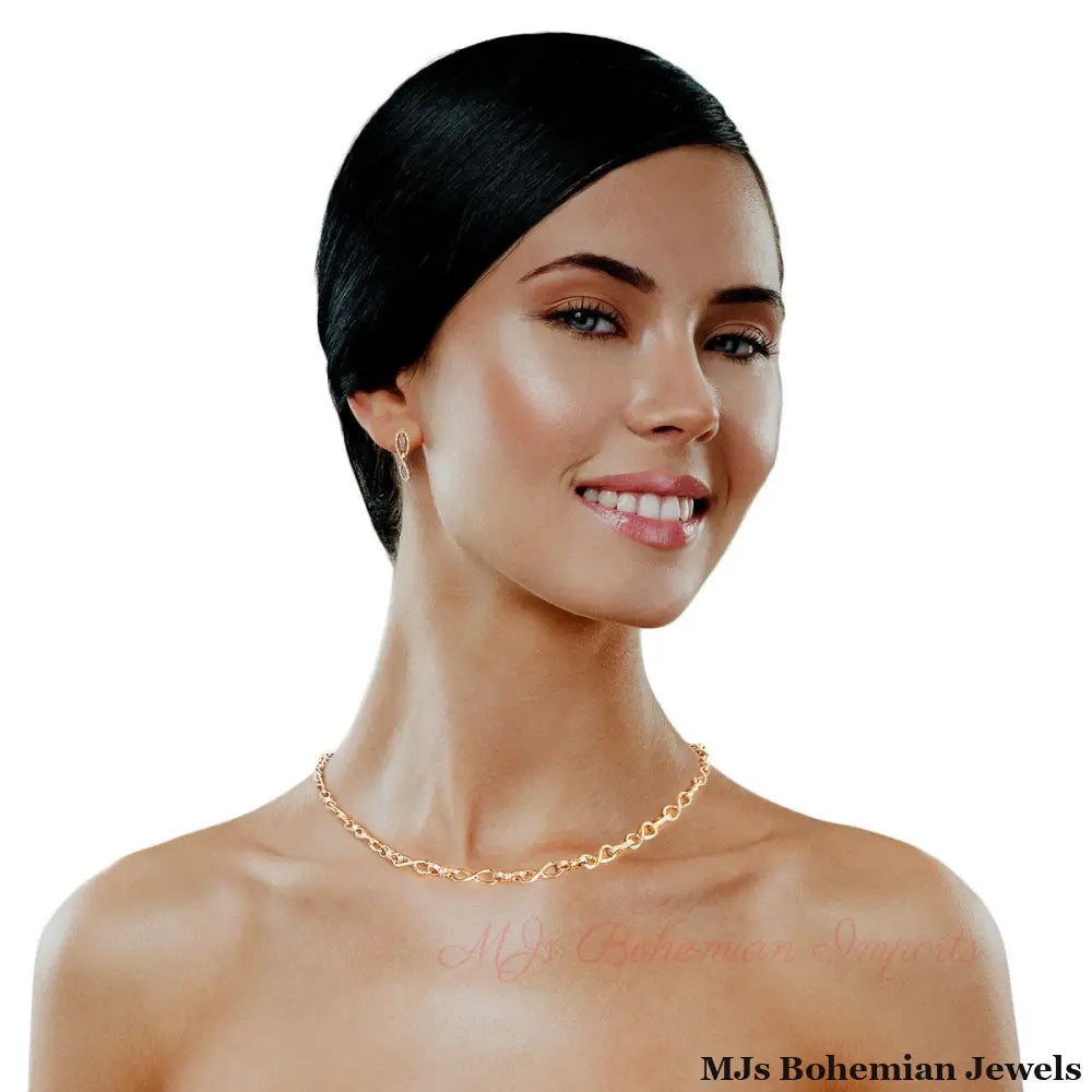 Gold Infinity Link Necklace