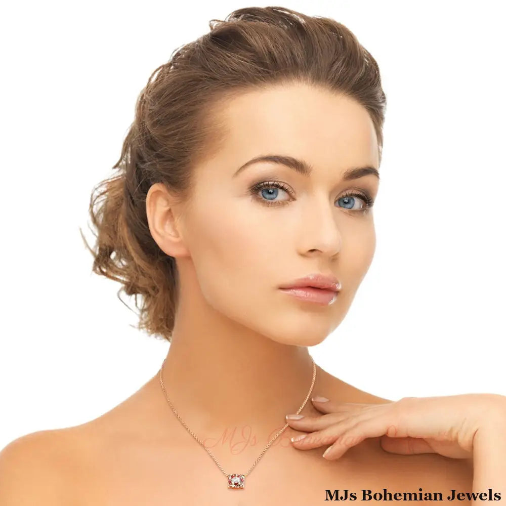 Gold Leopard Glitter Necklace