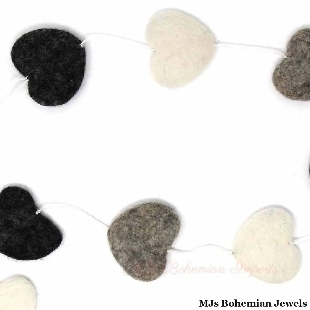 Hand Crafted Felt from Nepal: Hearts Garland, Grey
