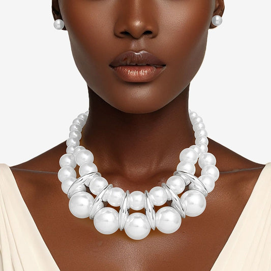 Collar White Pearl Vintage Graduated Stack Choker