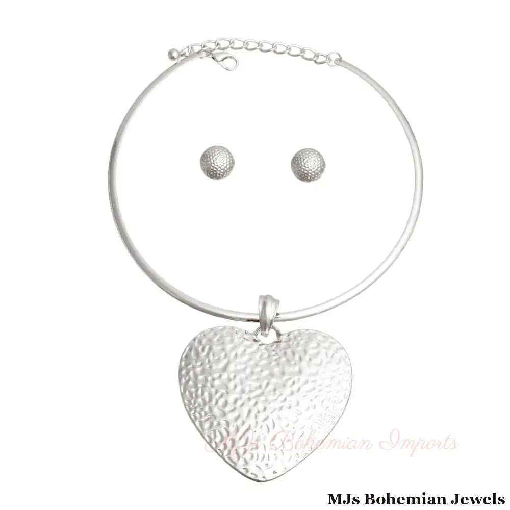Silver Hammered Metal Heart Choker