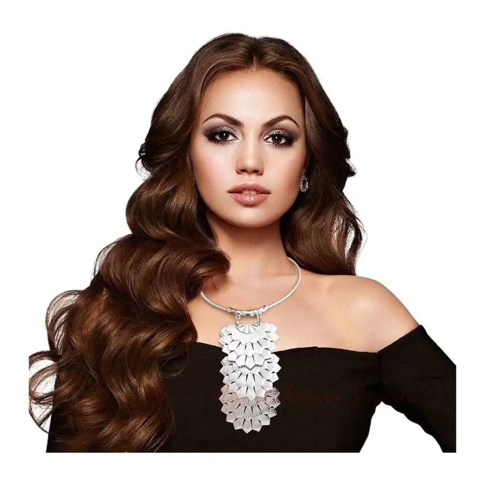 Silver Metal Art Deco Drop Collar