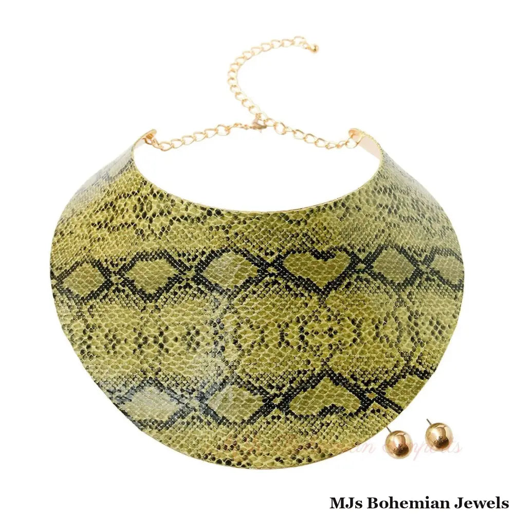 Snake Print Collar Choker Set
