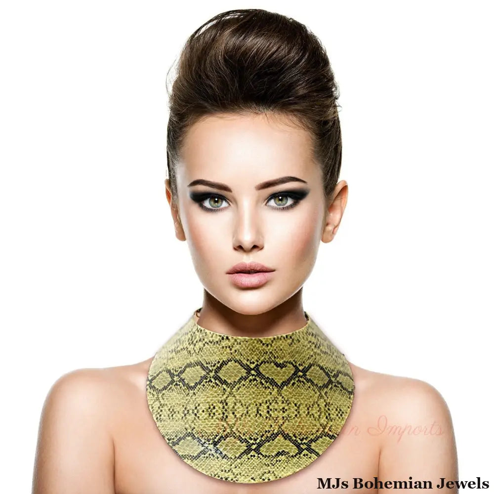 Snake Print Collar Choker Set
