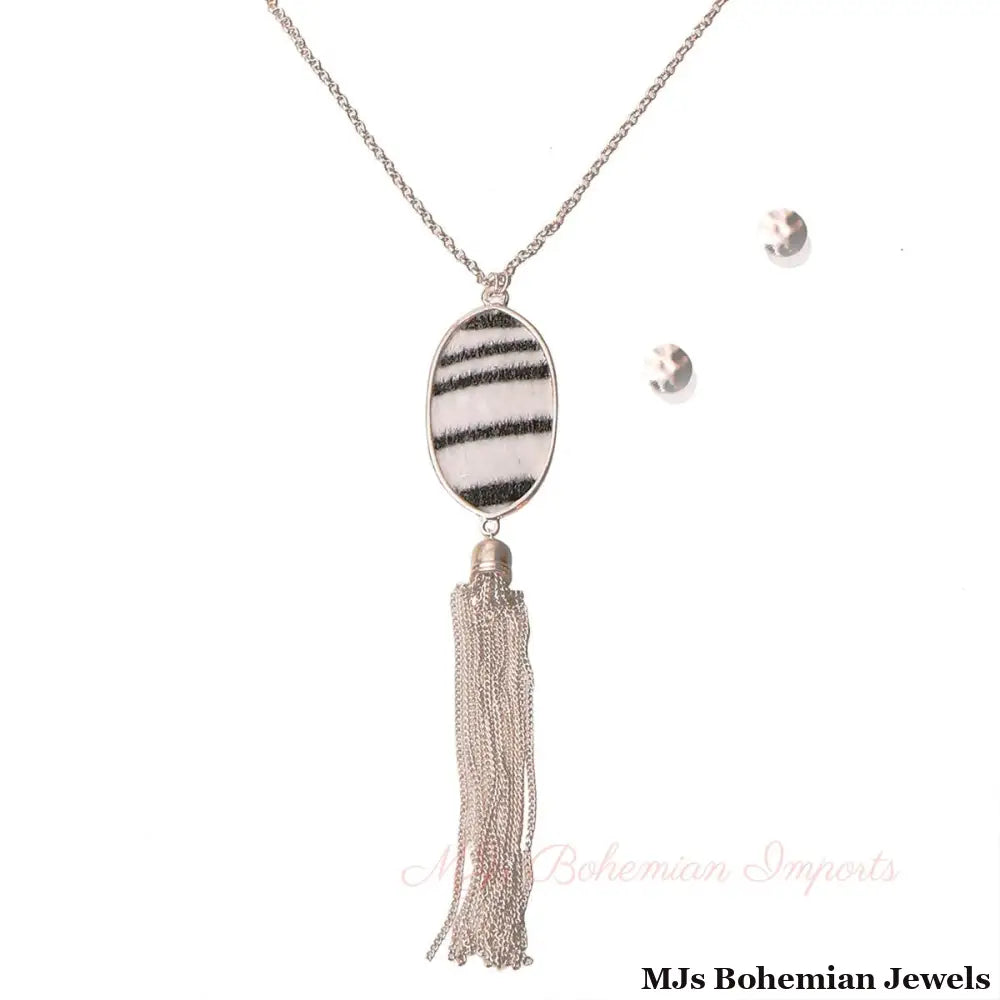 Zebra Pendant Necklace Set